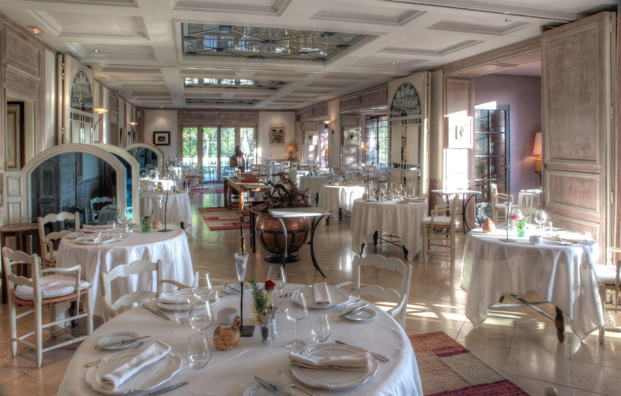 Auberge De Noves Domaine Du Deves Exteriör bild